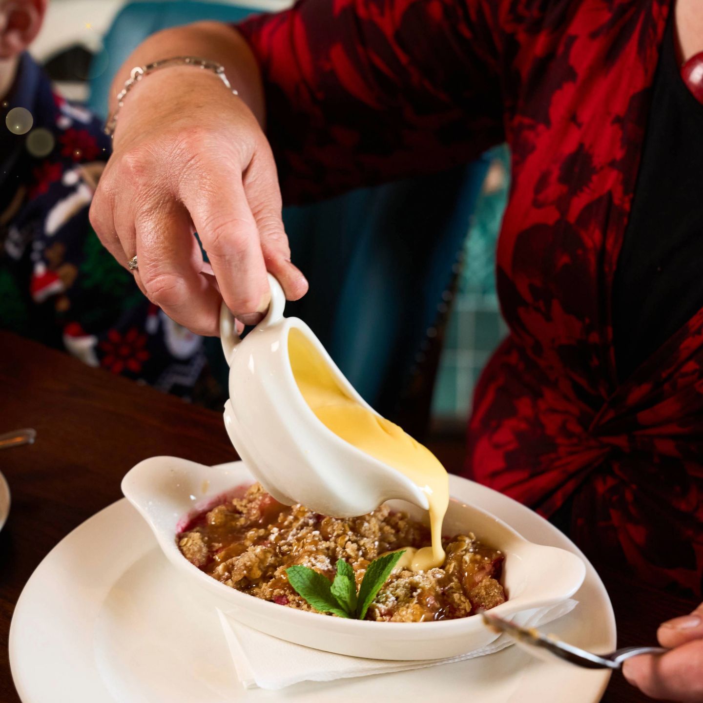 Christmas Day Lunch, Dinner & Dining at The Cow & Creek in Oxford