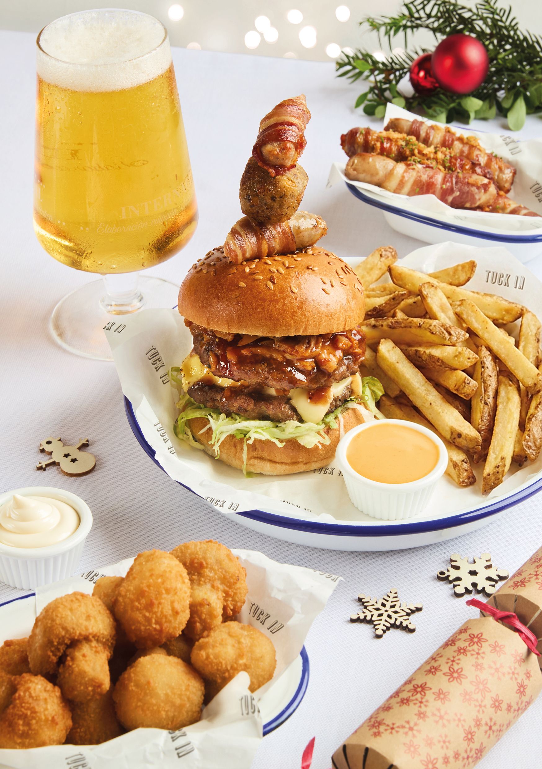 Festive Lunch & Dinner at The Cow & Creek in Oxford